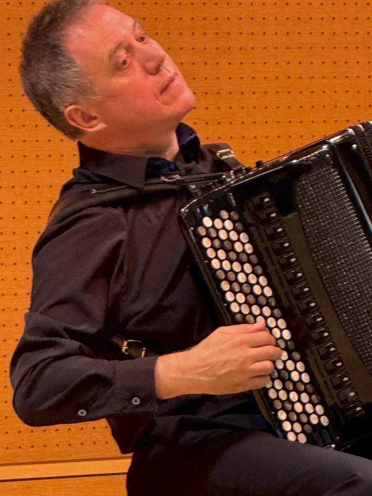 ミュージシャン Walpurgis. Stas Venglevlski Releases New Video, “Mizunashi River” - Accordion USA